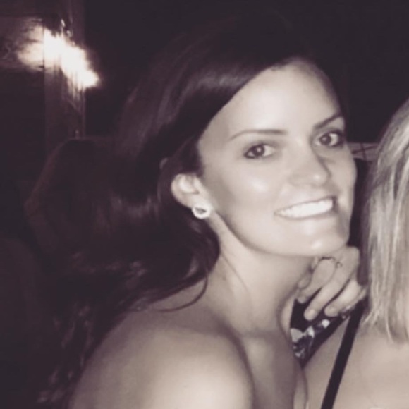 Meet your Posher, Jessica - Picture 1 of 1